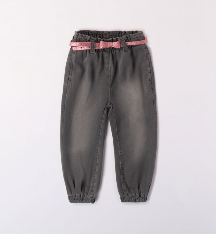 detail Dívčí šedé džíny s páskem IDO
