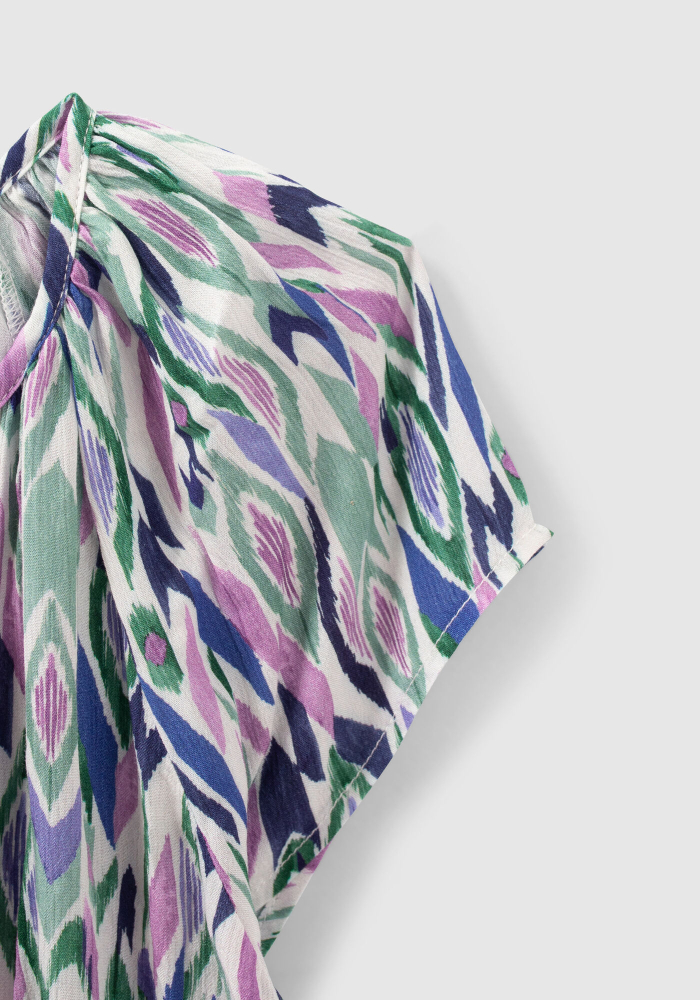 деталь Dívčí barevné šaty s grafickým potiskem - asymetrický lem s volánky IKKS