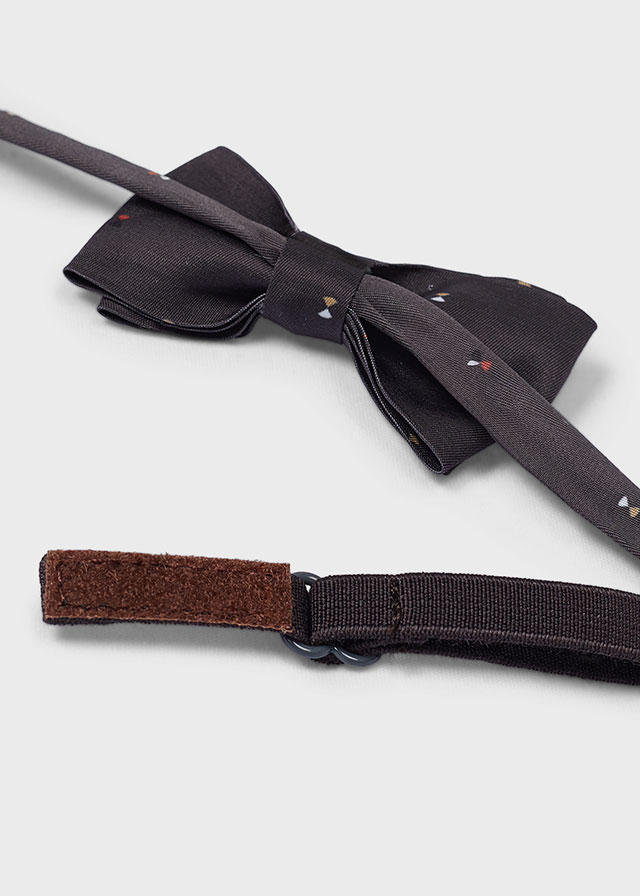 деталь Chlapecká souprava – ponožky a motýlek MAYORAL