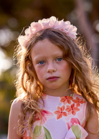 Dívčí čelenka s kytičkami MAYORAL