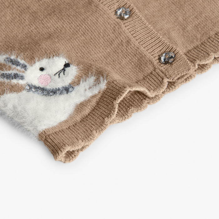 деталь Dívčí bolerkový svetřík s králíčkem, ideální k šatům BOBOLI