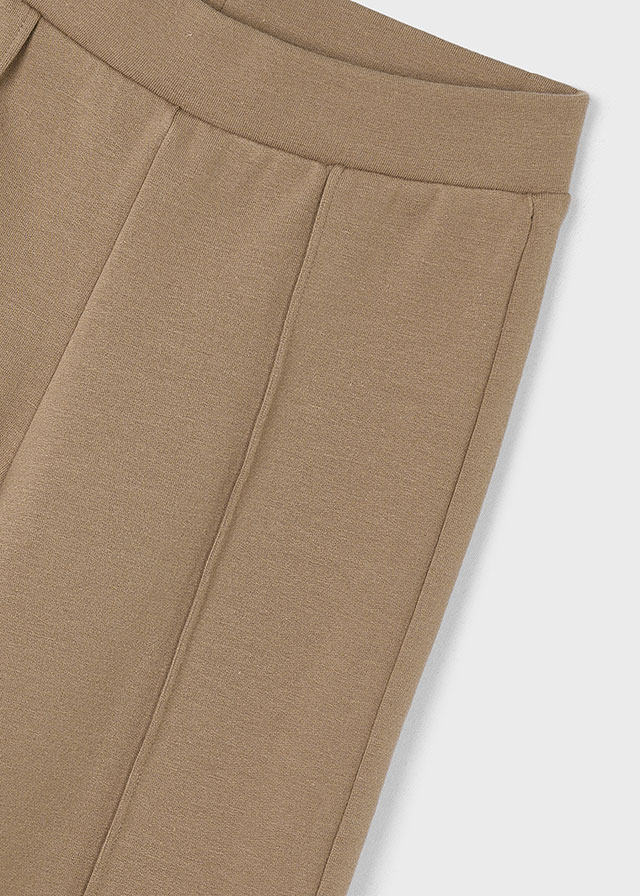 деталь Dívčí elegantní hořčicové kalhoty s puky MAYORAL