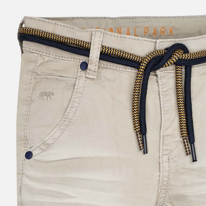 detail Boy's trousers 